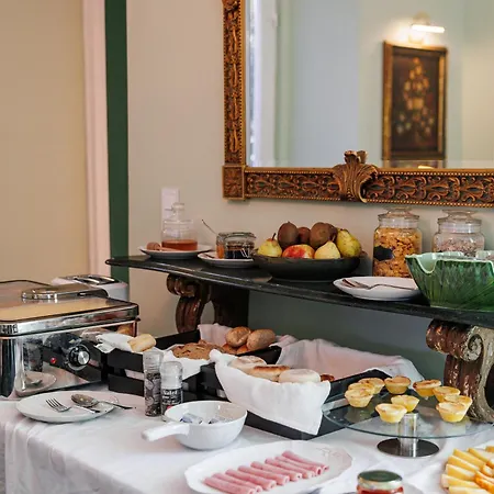 Solar Dos Cantos Botanic House & Garden