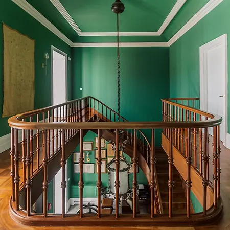 Solar Dos Cantos Botanic House & Garden