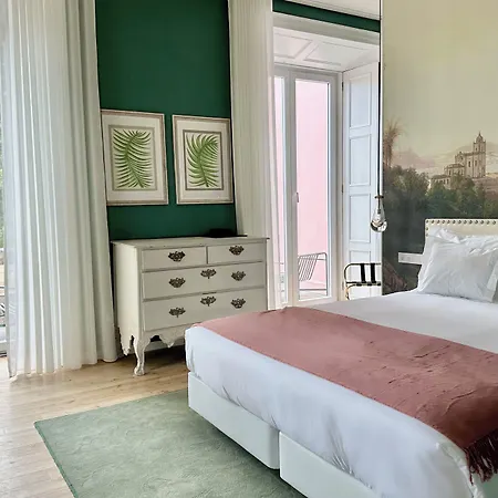 Solar Dos Cantos Botanic House & Garden