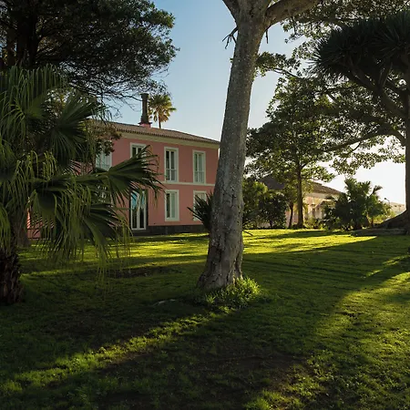 Pensionat Solar Dos Cantos Botanic House & Garden