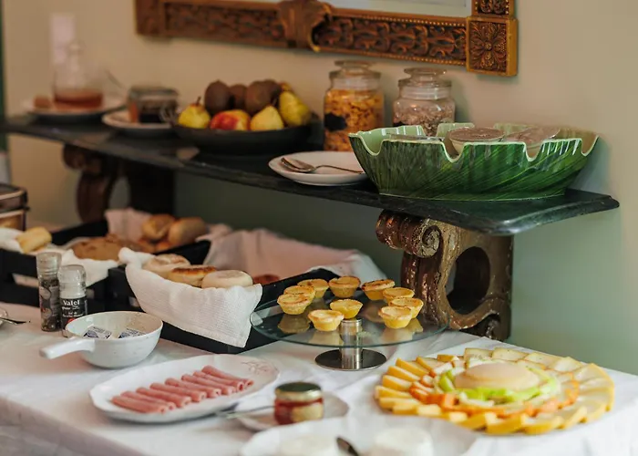 Solar Dos Cantos Botanic House & Garden 3*