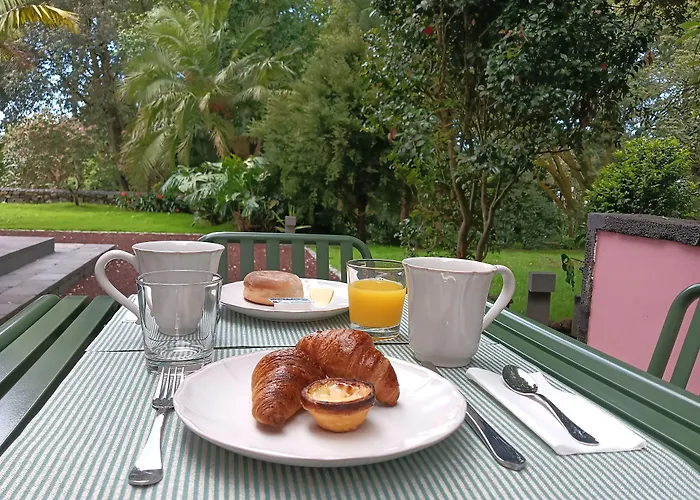 Solar Dos Cantos Botanic House & Garden Guest house 3*