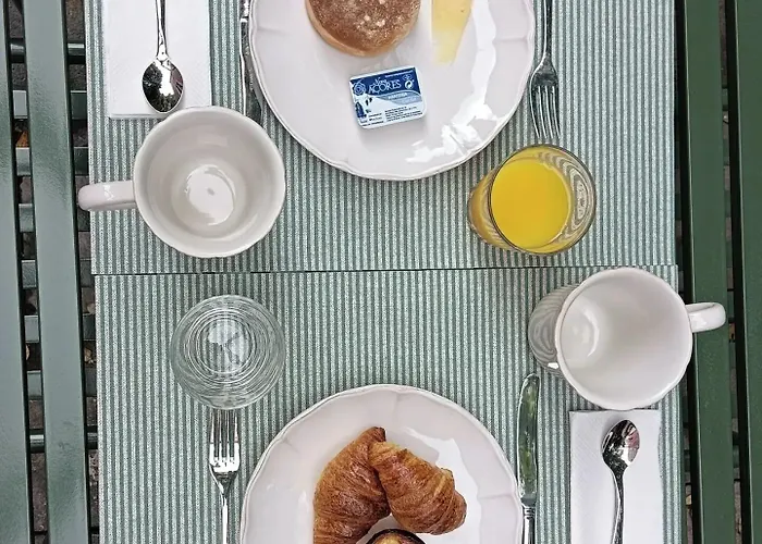 Solar Dos Cantos Botanic House & Garden