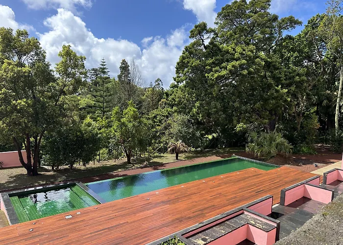 Guest house Solar Dos Cantos Botanic House & Garden