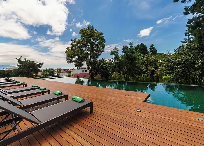 Guest house Solar Dos Cantos Botanic House & Garden